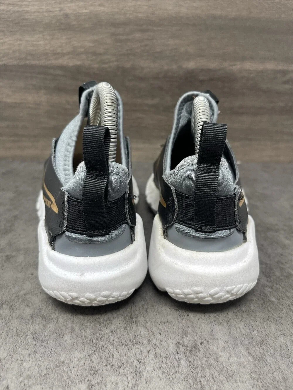 Nike shoes sku